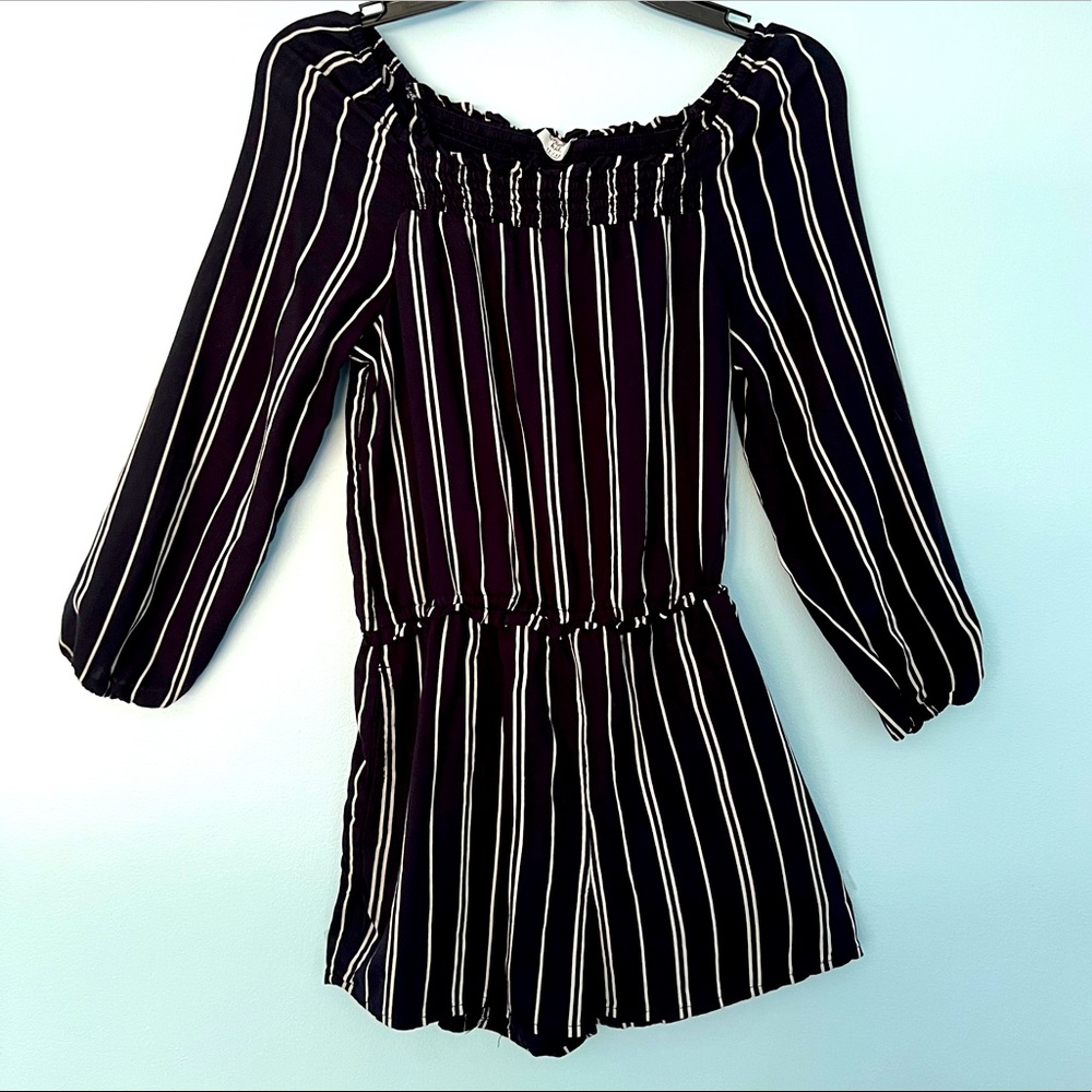Abercrombie Kids Romper, Navy and White Striped, one-piece shorts, Girls 11/12